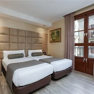 3* Hotell Suizo